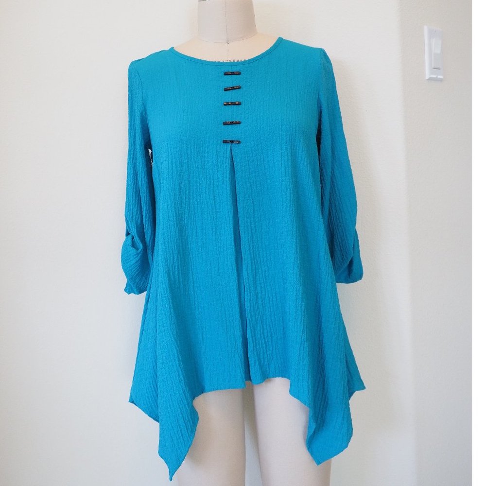 Ali Miles, Turquoise blouse, 3/4 length sleeve, size S